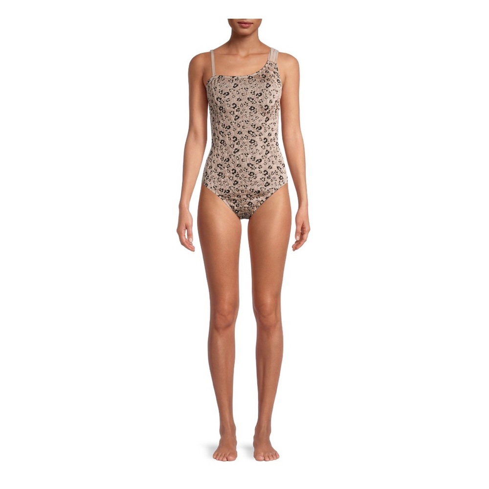 Time and Tru’s Leopard Jacquard One Piece Swimsuit featuring a removable